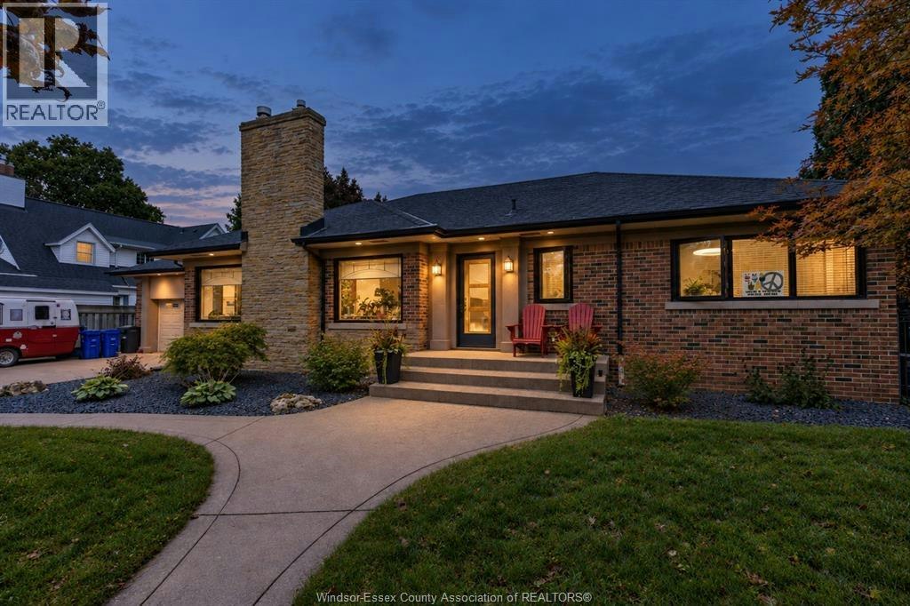 1550 Ypres, Windsor, ON, N8W 1R9