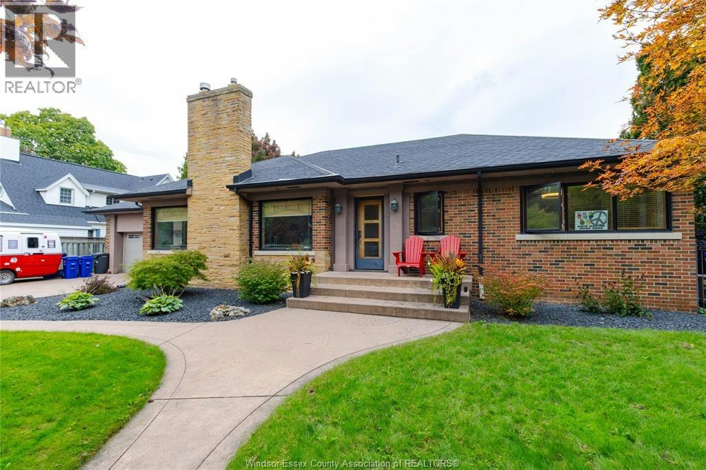 1550 Ypres, Windsor, ON, N8W 1R9