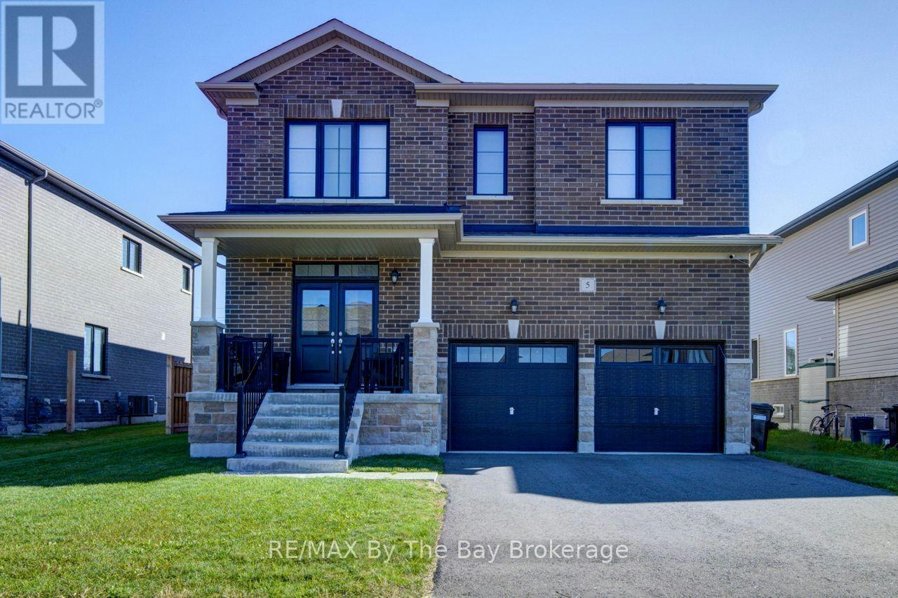 5 Autumn Drive, Wasaga Beach, ON, L9Z 0K8