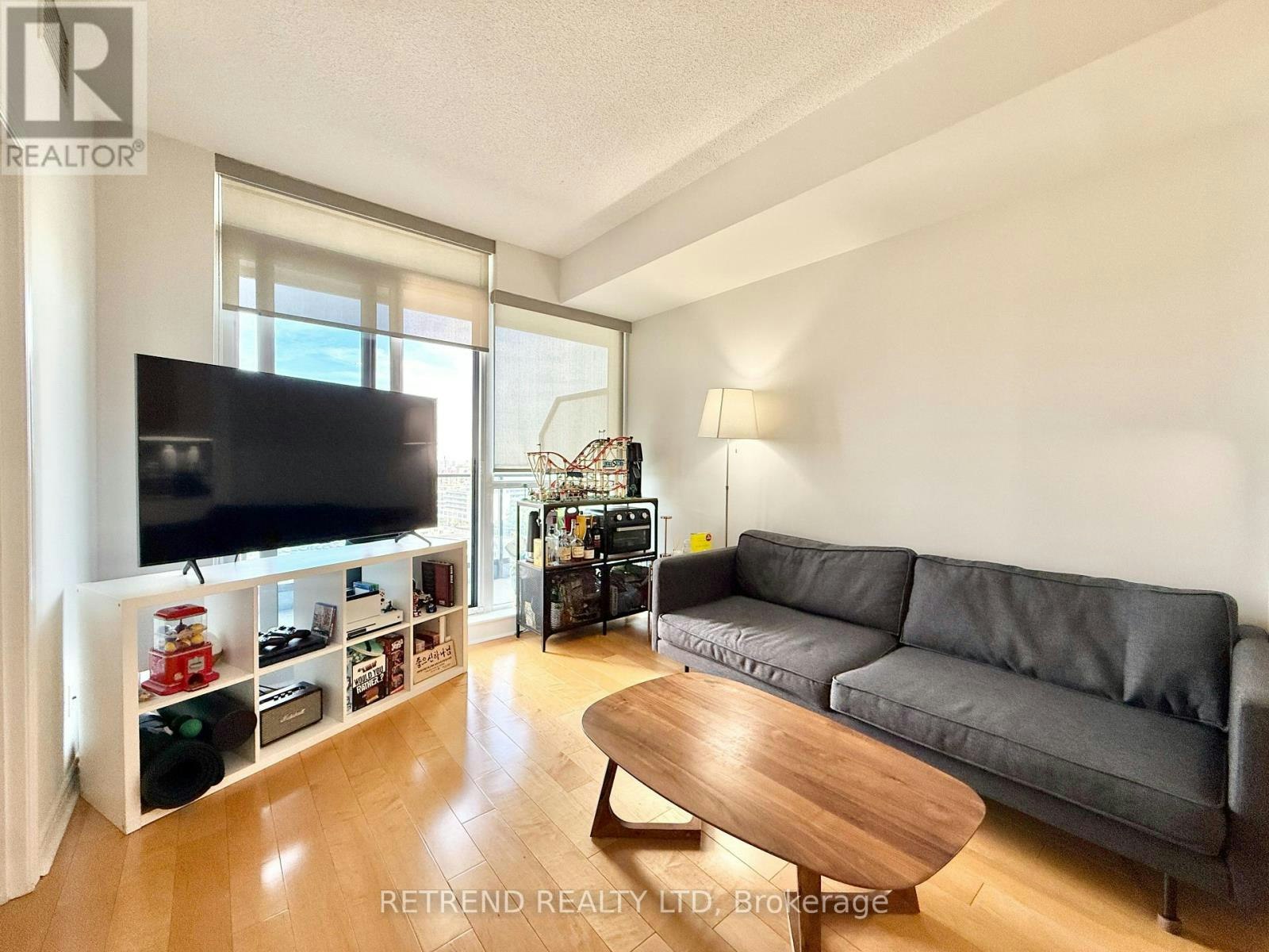 926-2885 Bayview Avenue, Toronto, ON, M2K 0A3 - 4