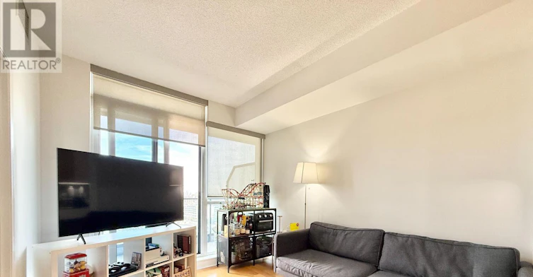 926-2885 Bayview Avenue, Toronto, ON, M2K 0A3 - 4