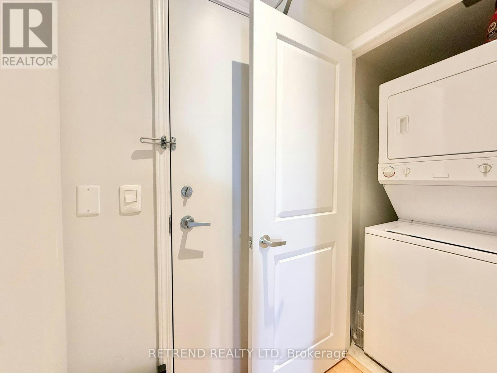 926-2885 Bayview Avenue, Toronto, ON, M2K 0A3 - 26
