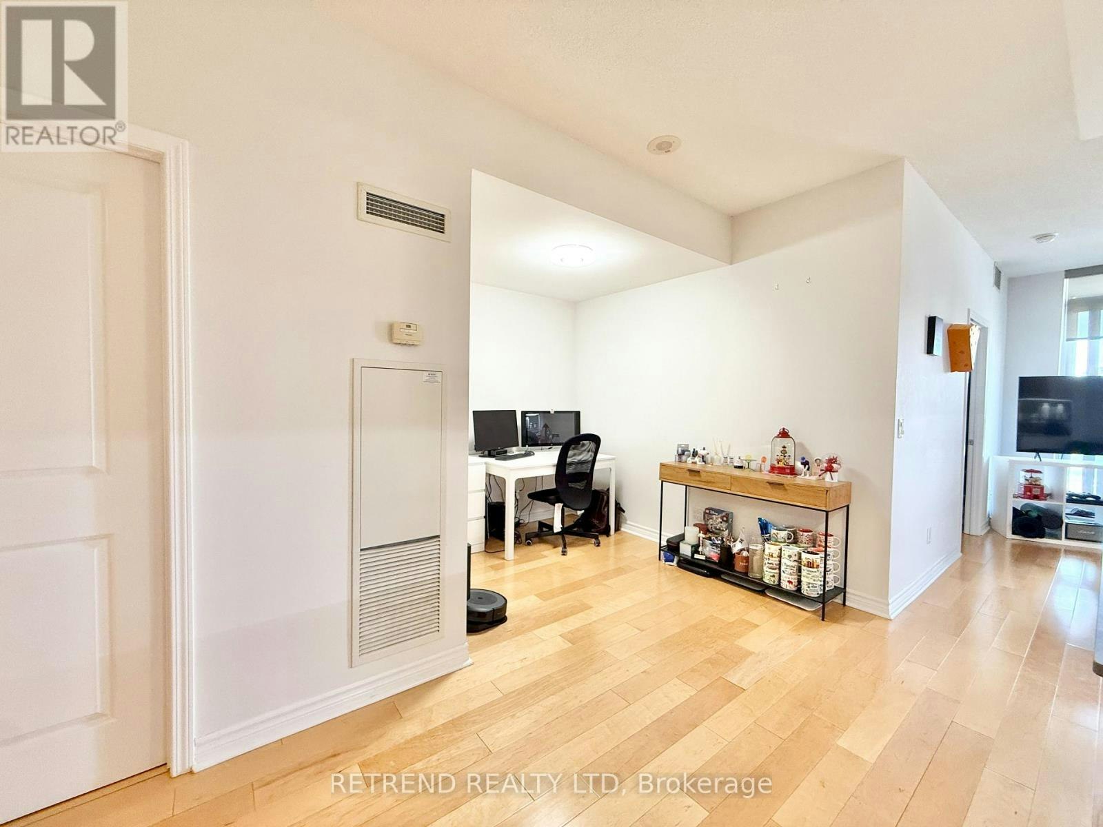 926-2885 Bayview Avenue, Toronto, ON, M2K 0A3 - 7