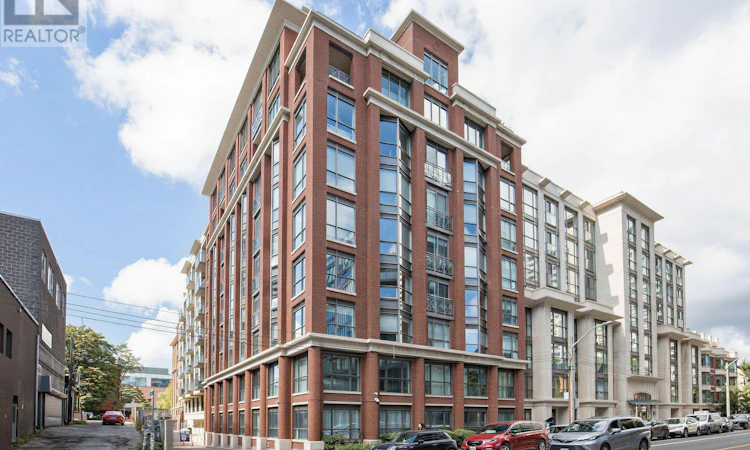 902-18 Beverley Street