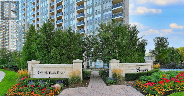 904-15 Park Road NORTH, Vaughan, ON, L4J 0A1