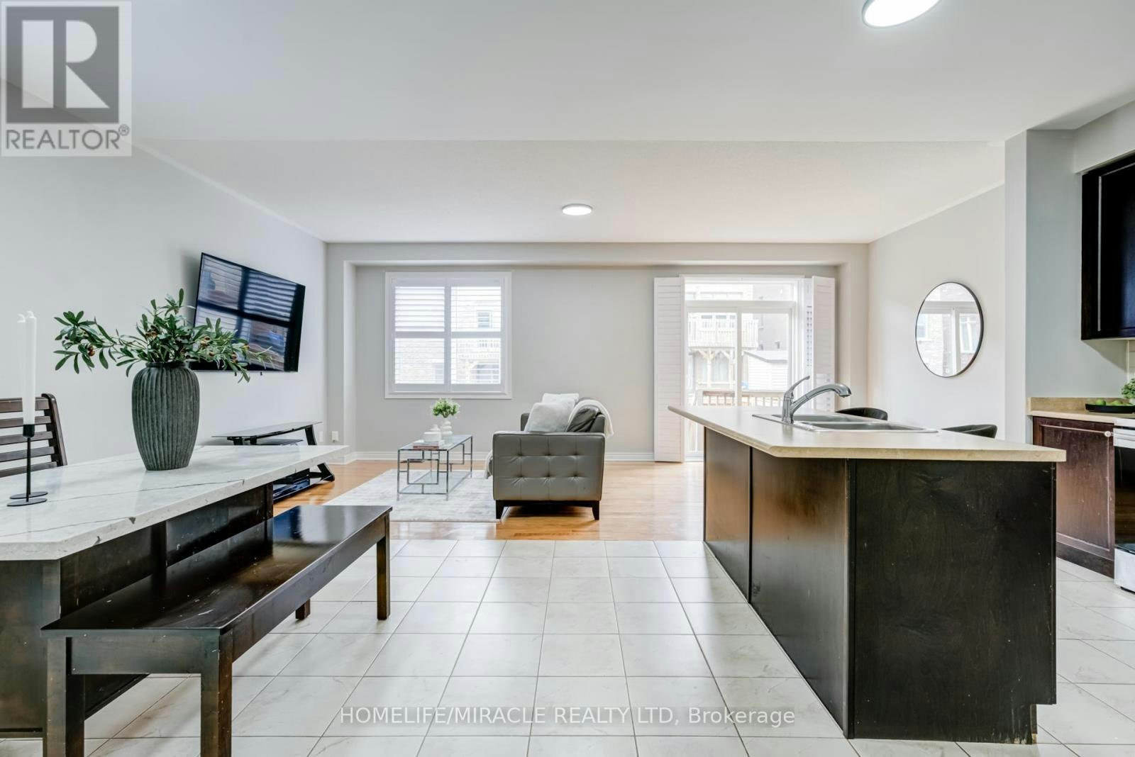 81 Willoughby Way, New Tecumseth, ON, L9R 0P4 - 8