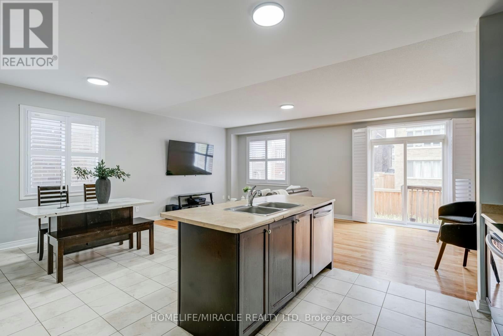 81 Willoughby Way, New Tecumseth, ON, L9R 0P4 - 11