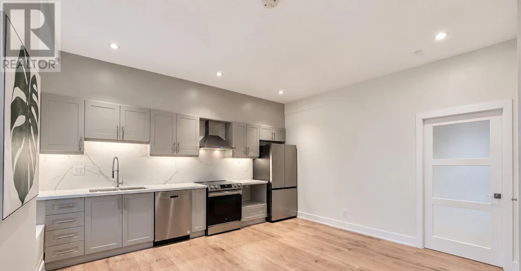 COACH HOUSE-361 Main Street N, Markham, ON, L3P 1Z3 - 6