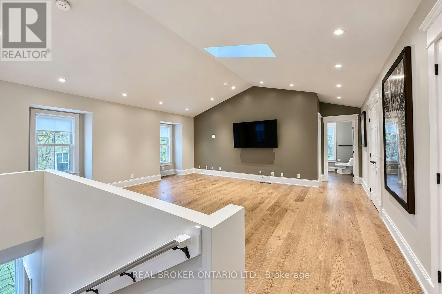 COACH HOUSE-361 Main Street N, Markham, ON, L3P 1Z3 - 3