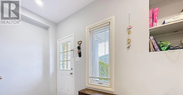 5 Bellagio Crescent, Vaughan, ON, L4K 5J9 - 11
