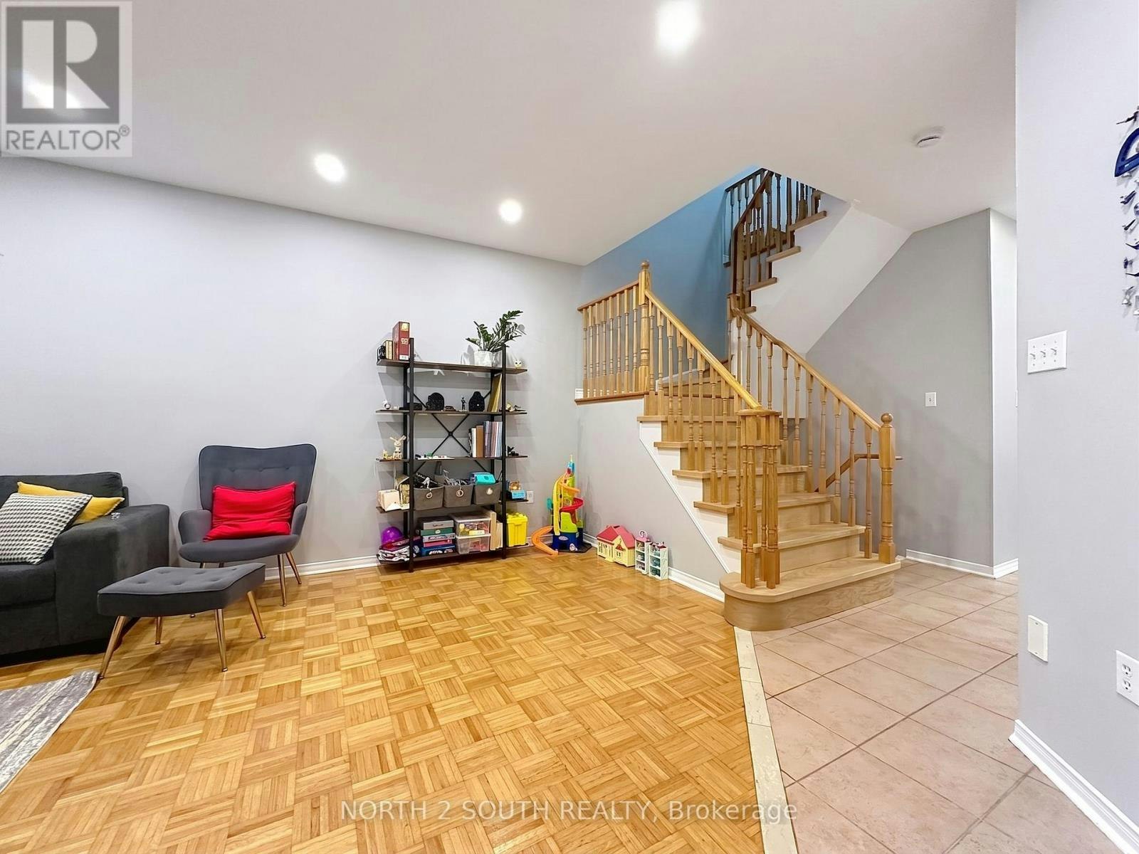 5 Bellagio Crescent, Vaughan, ON, L4K 5J9 - 5