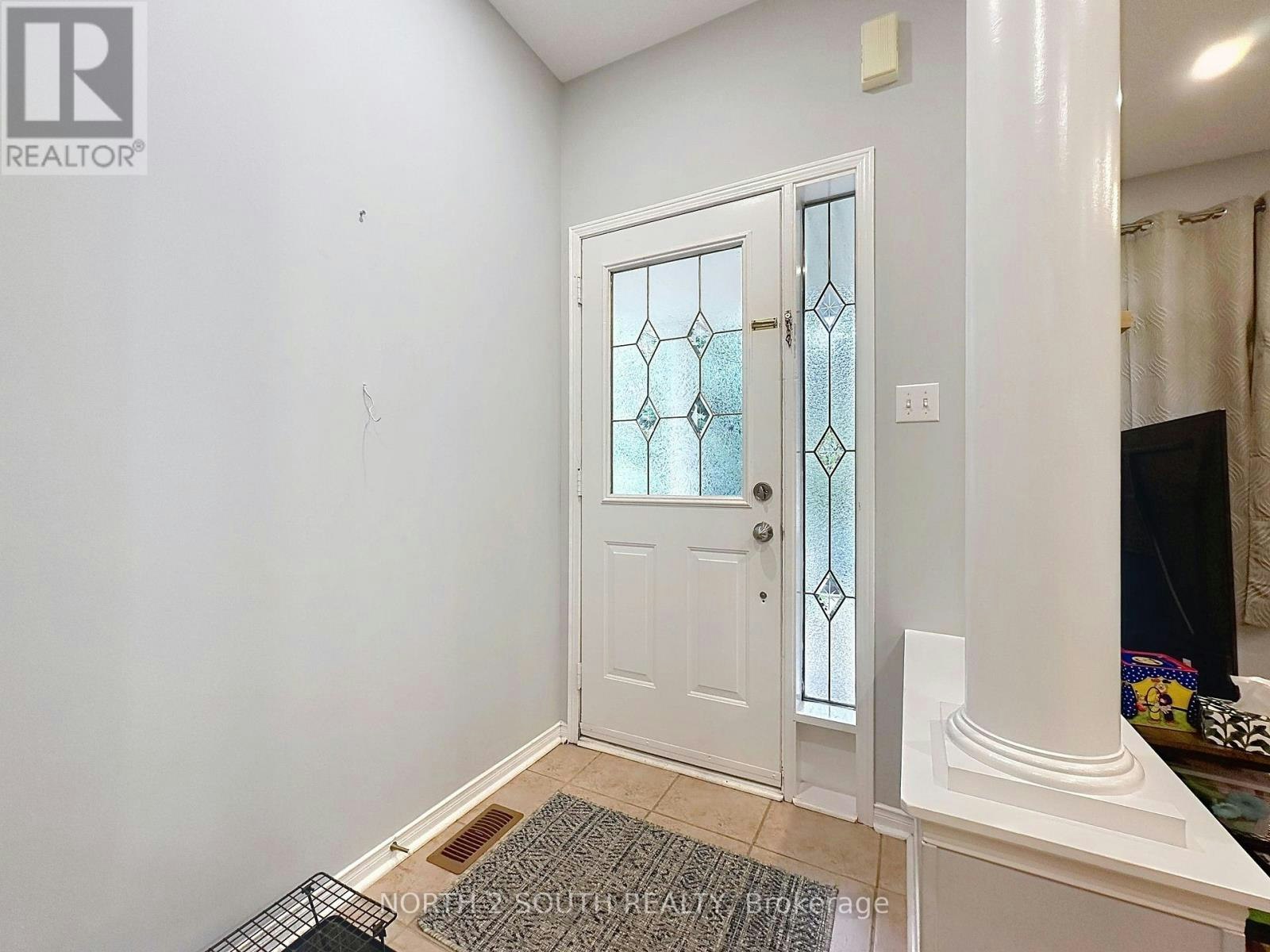 5 Bellagio Crescent, Vaughan, ON, L4K 5J9 - 2