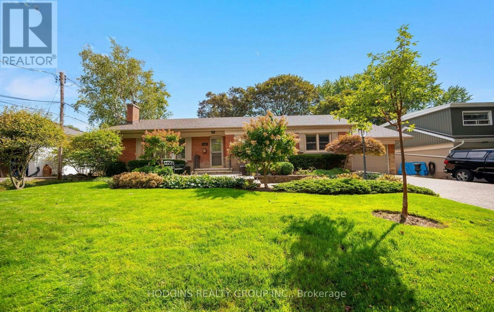 4334 Spruce Avenue, Burlington, ON, L7L 1L5