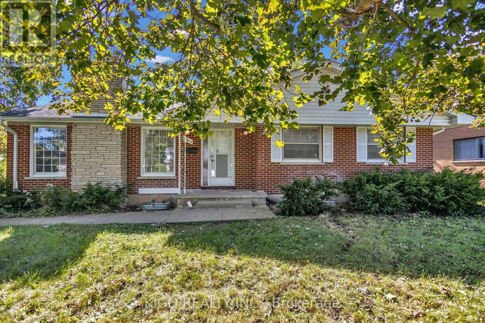 467 Base Line Road, London, ON, N6C 2P5