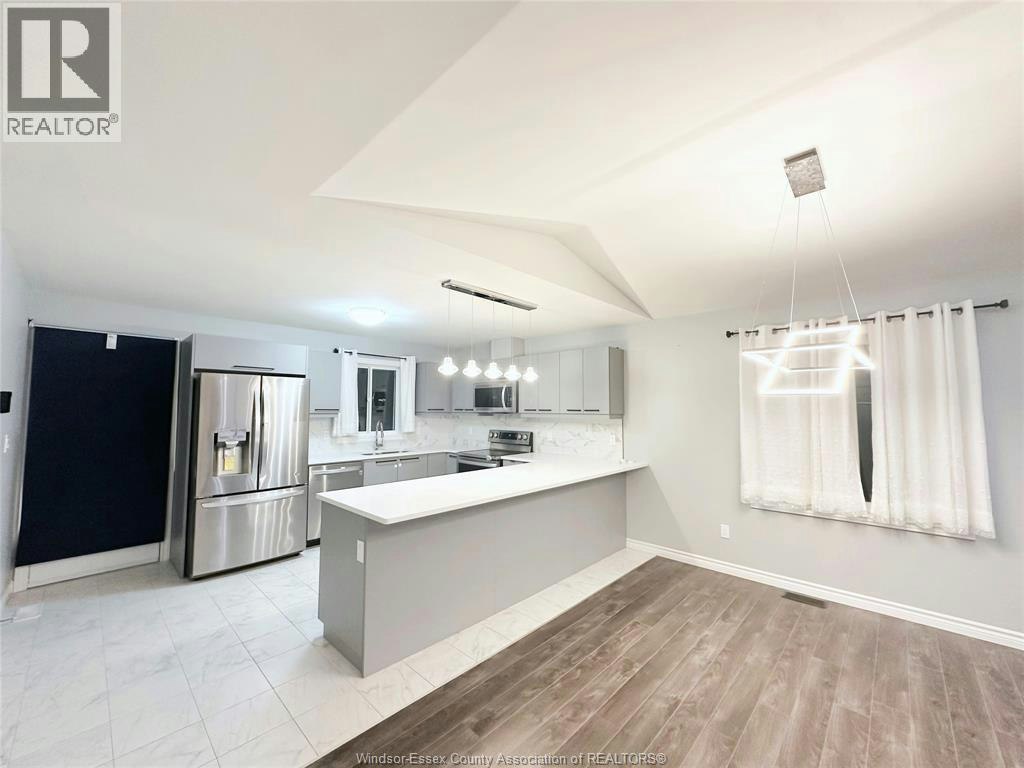 UPPER-1076 Lublin Avenue, Windsor, ON, N8P 0E5 - 4