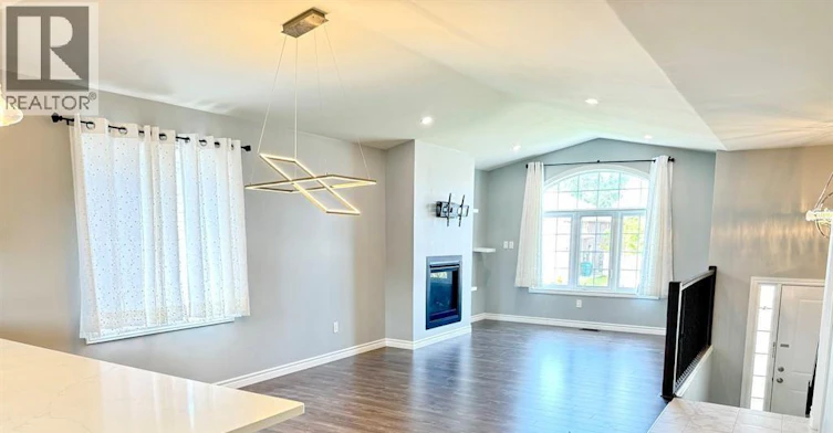 UPPER-1076 Lublin Avenue, Windsor, ON, N8P 0E5 - 3