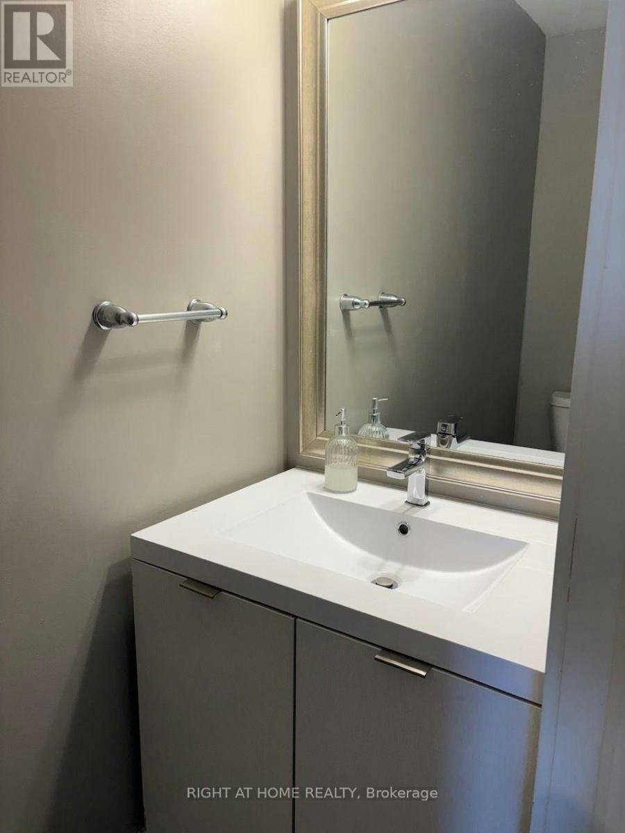 212-1960 Dalmagarry Road, London, ON, N6G 0T8 - 11