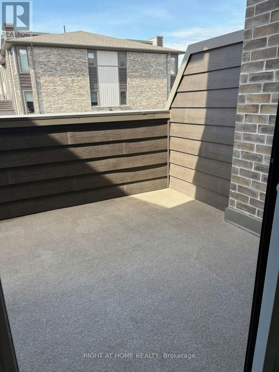 212-1960 Dalmagarry Road, London, ON, N6G 0T8 - 13