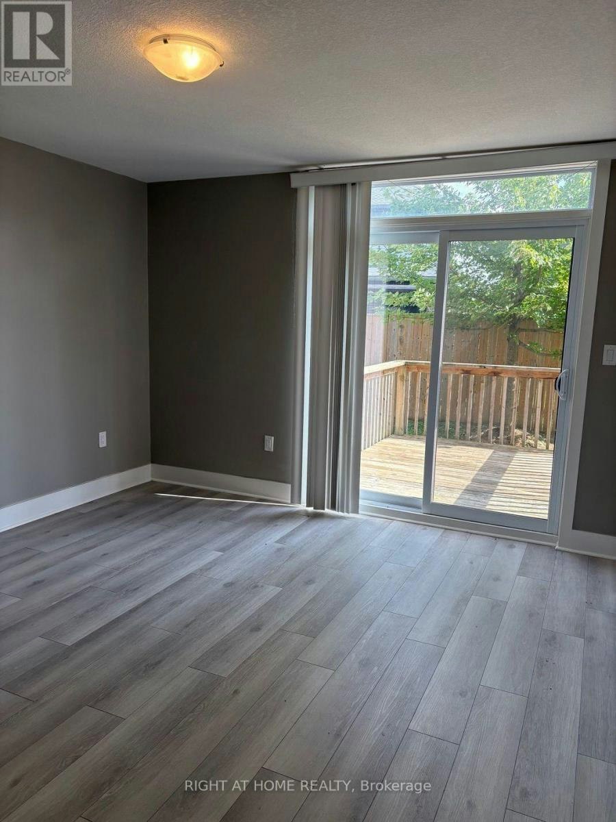 212-1960 Dalmagarry Road, London, ON, N6G 0T8 - 8