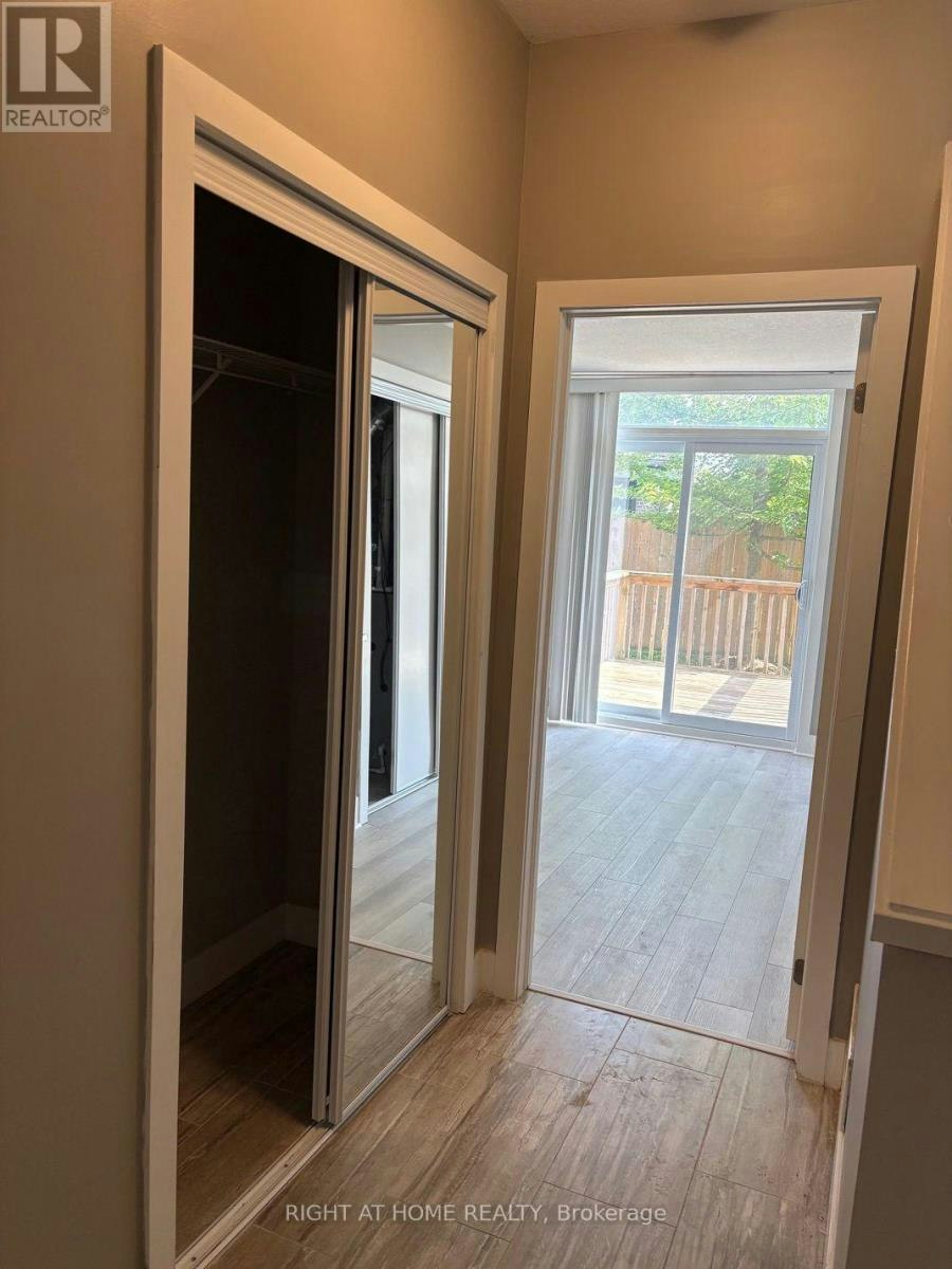 212-1960 Dalmagarry Road, London, ON, N6G 0T8 - 6
