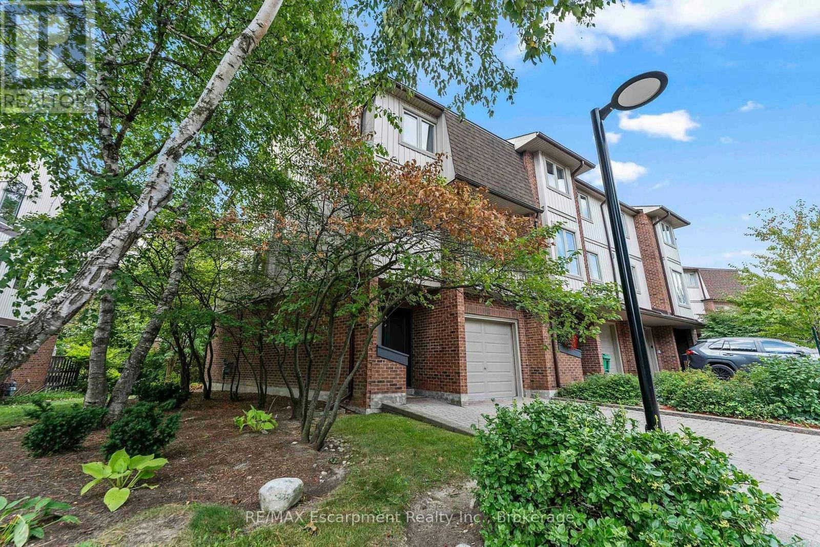 9-1160 Walden Circle, Mississauga, ON, L5J 4J9 - 2