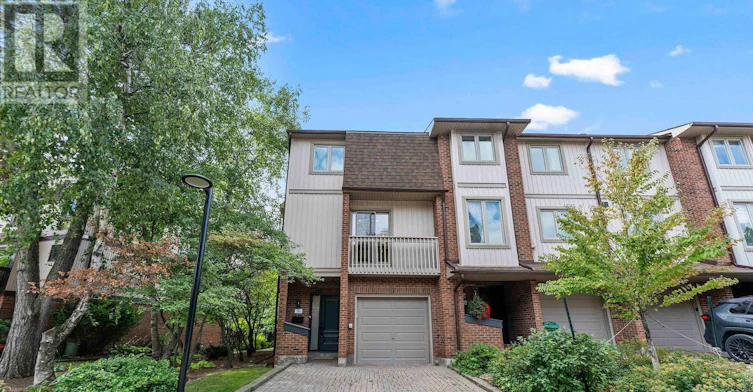 9-1160 Walden Circle, Mississauga, ON, L5J 4J9
