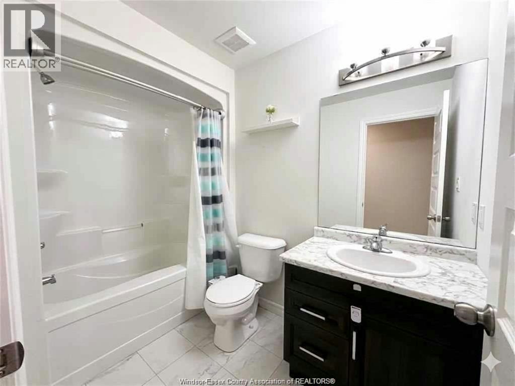 1076 Lublin Avenue, Windsor, ON, N8P 0E5 - 10