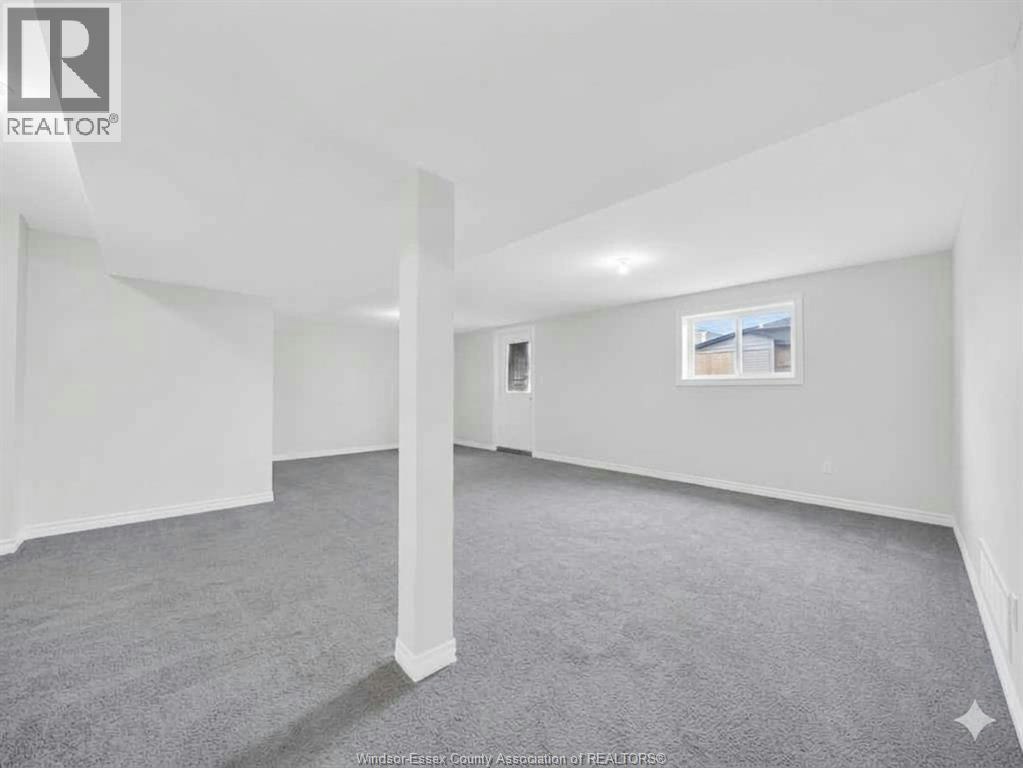 1076 Lublin Avenue, Windsor, ON, N8P 0E5 - 12