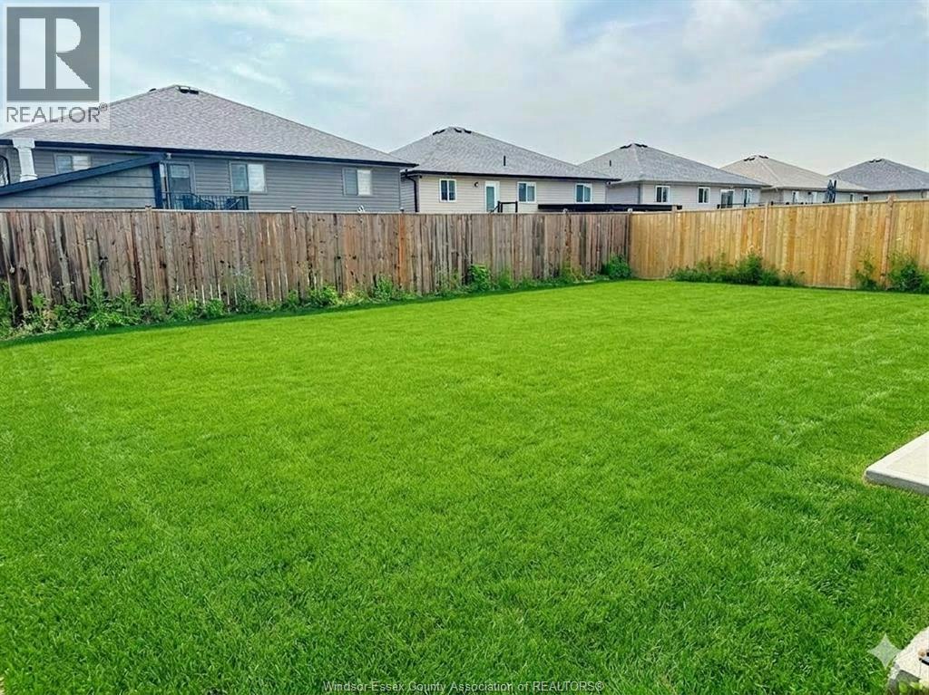 1076 Lublin Avenue, Windsor, ON, N8P 0E5 - 17