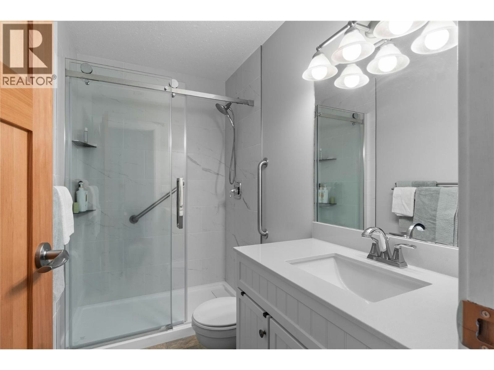 2653 Sunset Drive, Kamloops, BC, V2C 4K4 - 15