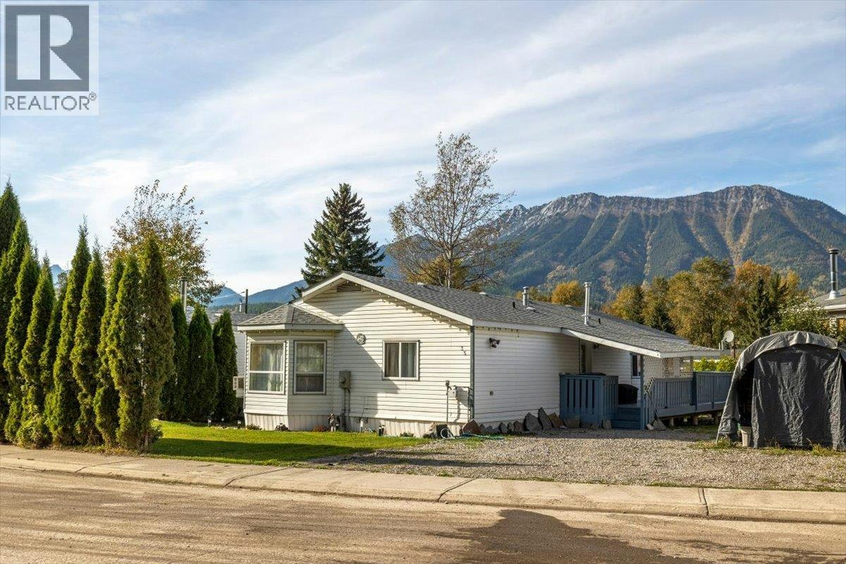 35 Slalom Drive, Fernie, BC, V0B 1M4