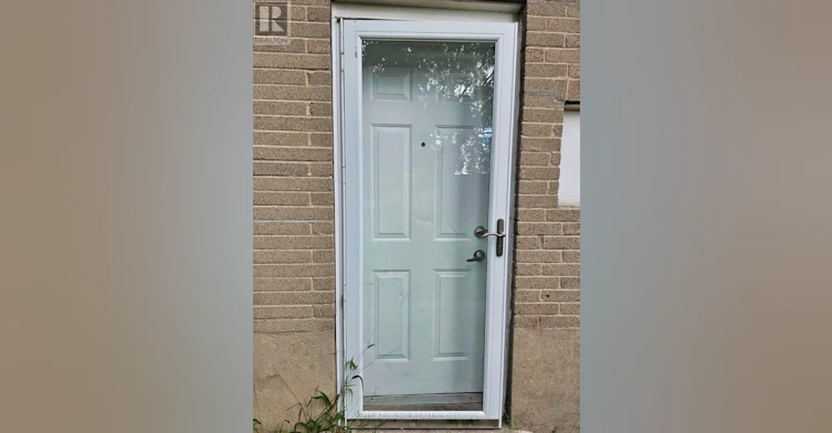 B-537 Clarke Road, London, ON, N5V 2E1 - 2