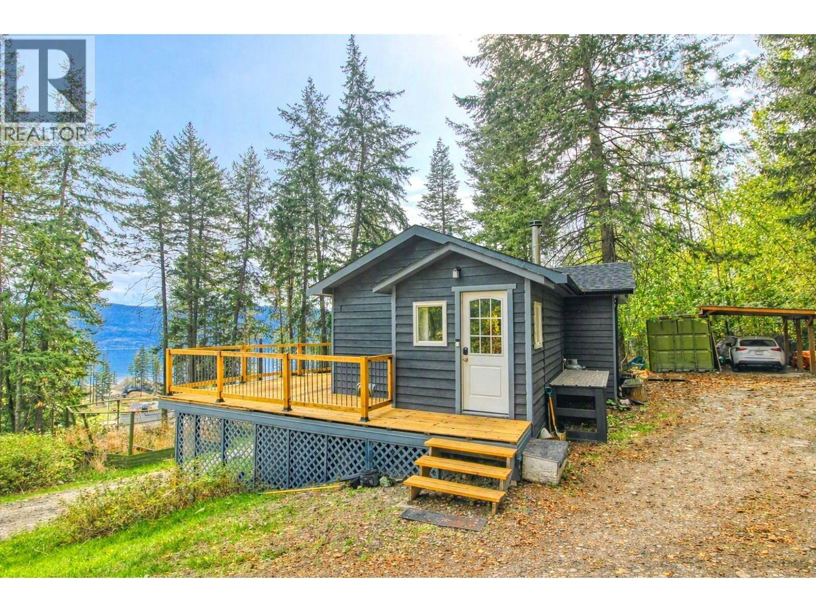 834 Udell Road, West Kelowna, BC, V1H 2E3