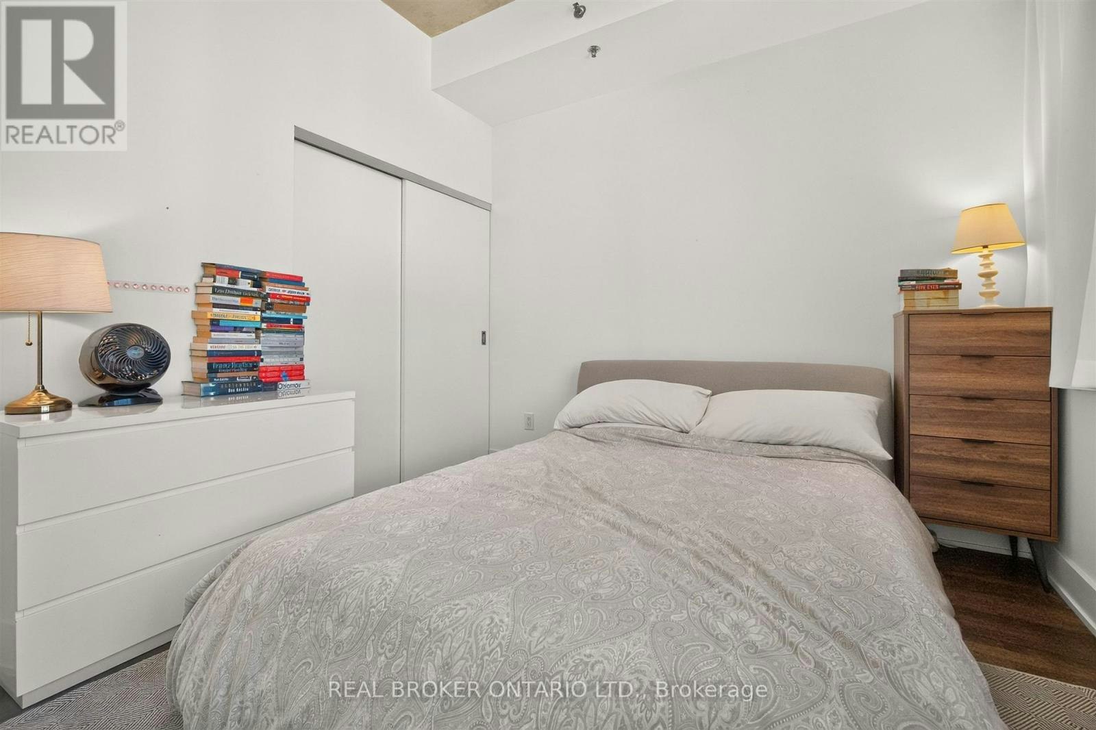 803-90 Trinity Street, Toronto, ON, M5A 0E4 - 18