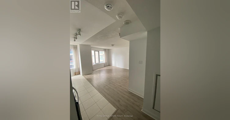 1009-200 Victoria Street, Toronto, ON, M5B 1V8 - 4