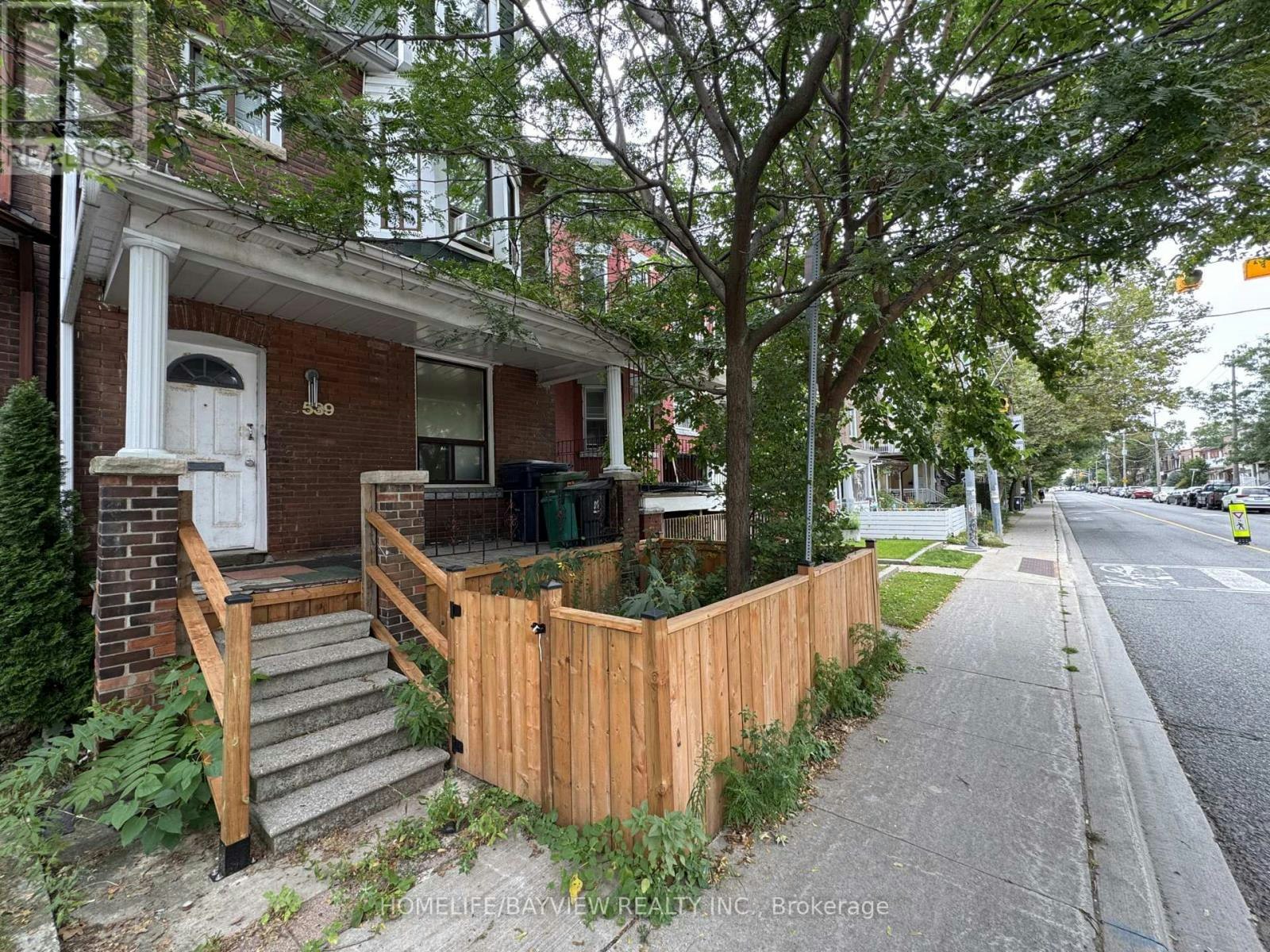 539 Lansdowne Avenue, Toronto, ON, M6H 3Y2