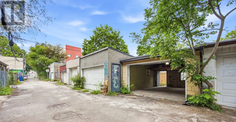 MAIN-37 Noble Street, Toronto, ON, M6K 2C7 - 33
