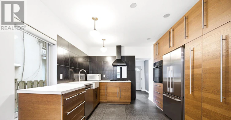 MAIN-37 Noble Street, Toronto, ON, M6K 2C7 - 12