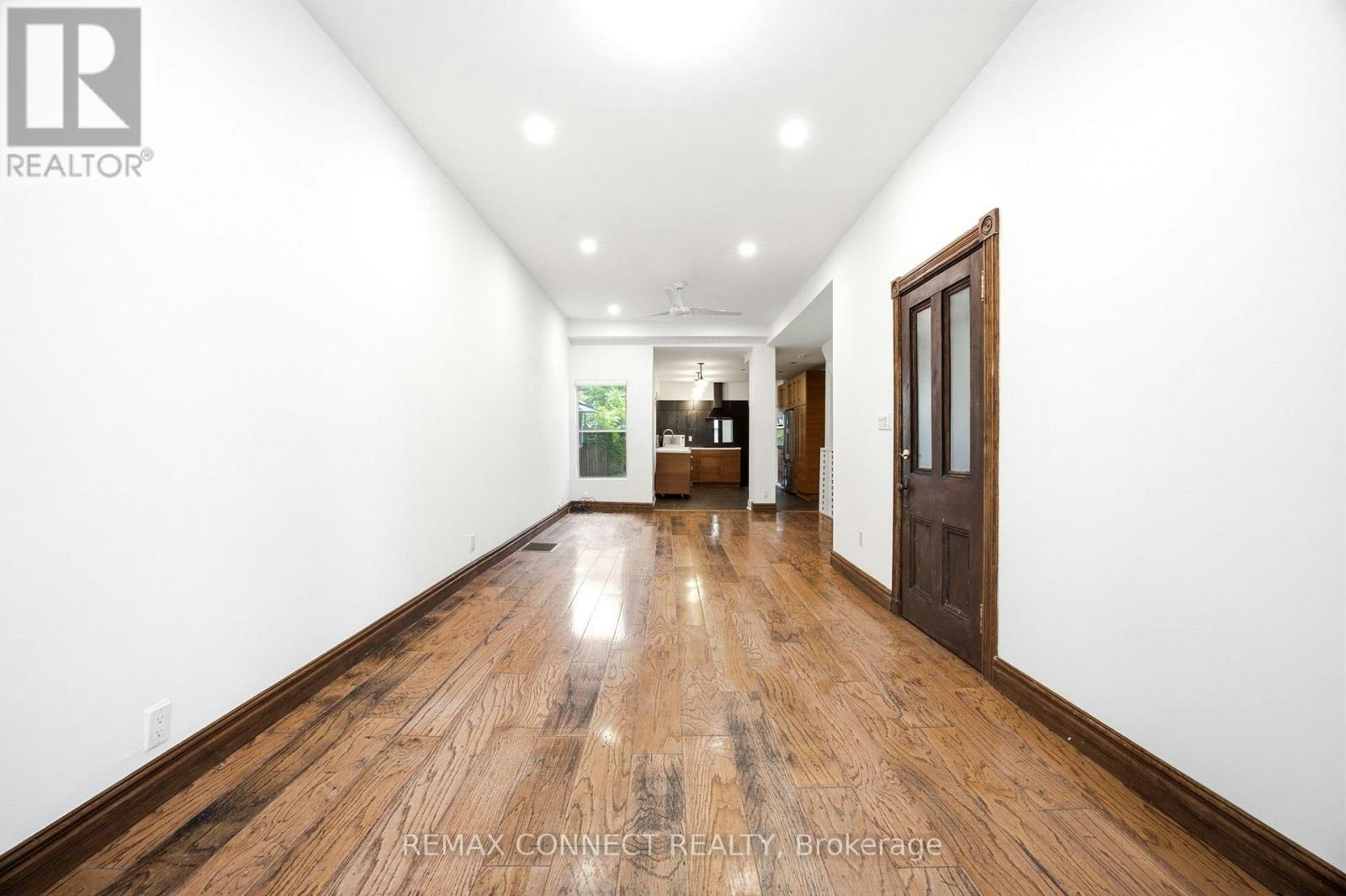 MAIN-37 Noble Street, Toronto, ON, M6K 2C7 - 10