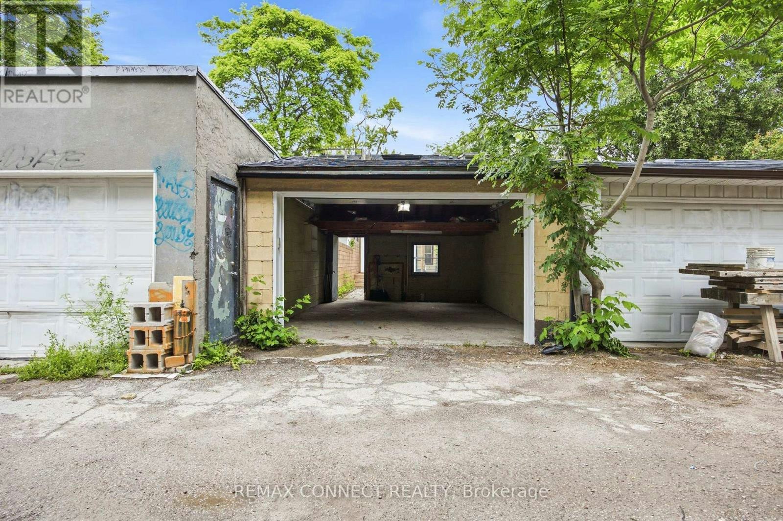 MAIN-37 Noble Street, Toronto, ON, M6K 2C7 - 35