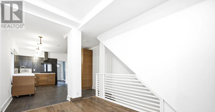 MAIN-37 Noble Street, Toronto, ON, M6K 2C7 - 11