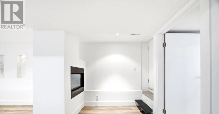 MAIN-37 Noble Street, Toronto, ON, M6K 2C7 - 27