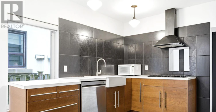 MAIN-37 Noble Street, Toronto, ON, M6K 2C7 - 13