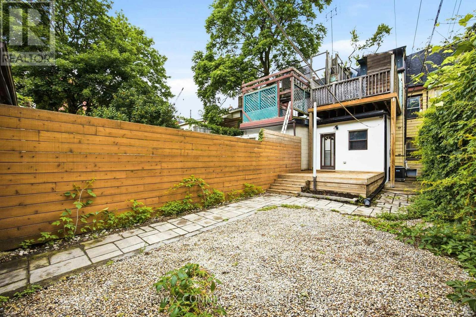 MAIN-37 Noble Street, Toronto, ON, M6K 2C7 - 32