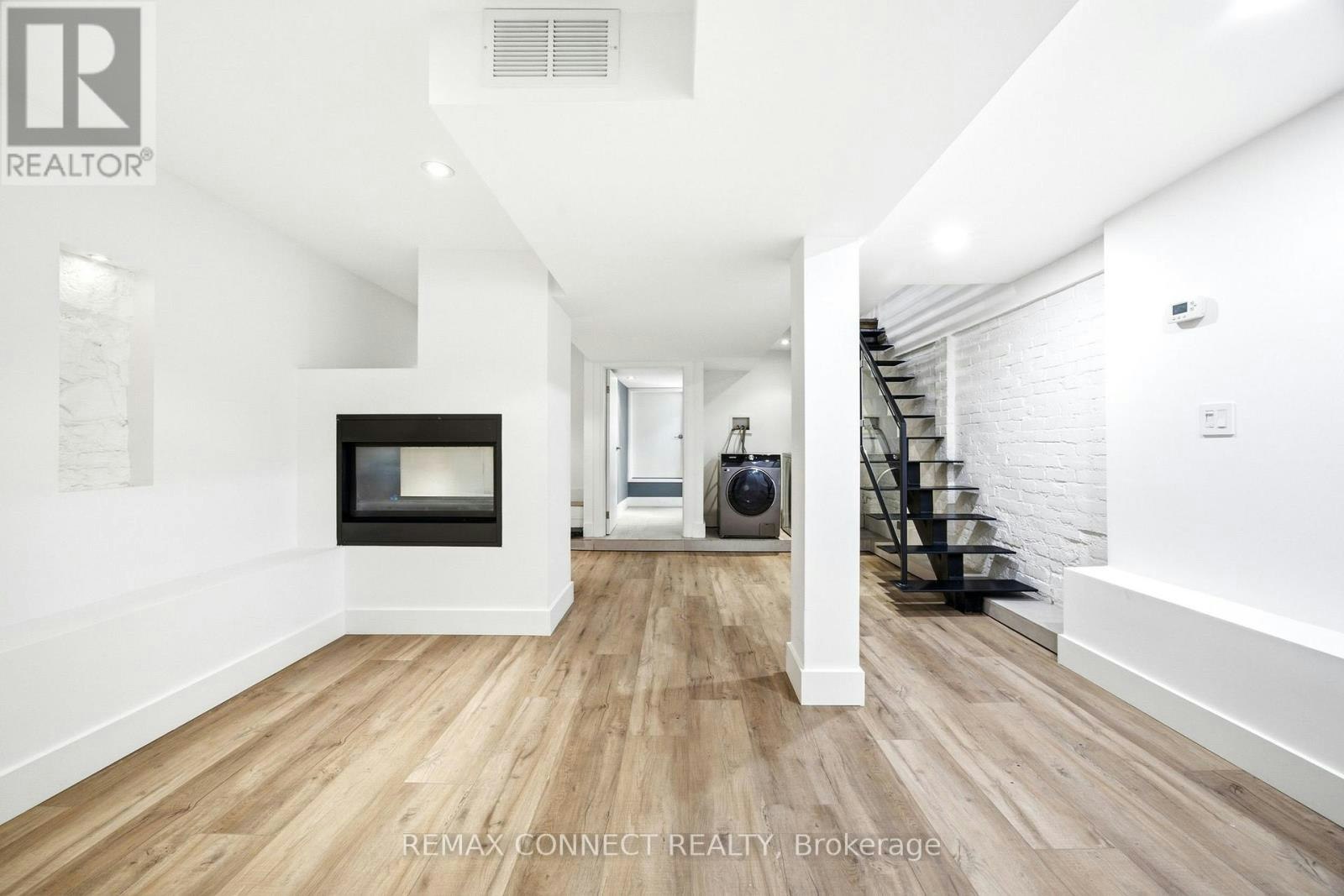 MAIN-37 Noble Street, Toronto, ON, M6K 2C7 - 20