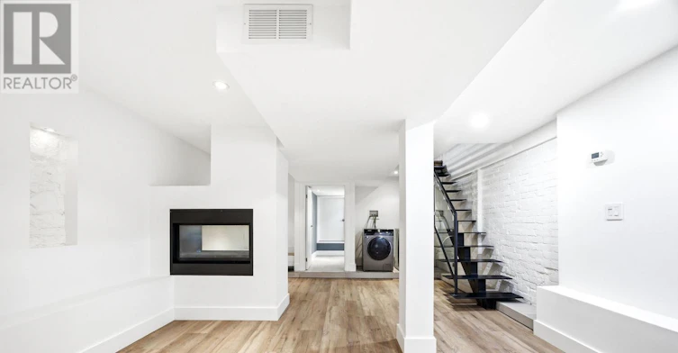 MAIN-37 Noble Street, Toronto, ON, M6K 2C7 - 20