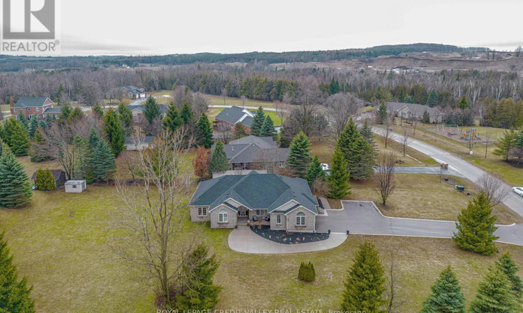48 Rayburn Meadows Road