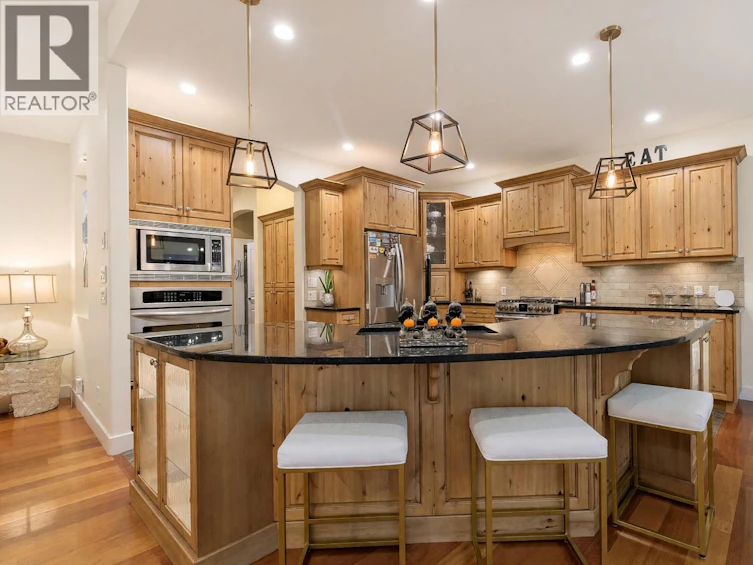 3420 Camelback Drive, Kelowna, BC, V1X 8A8 - 30