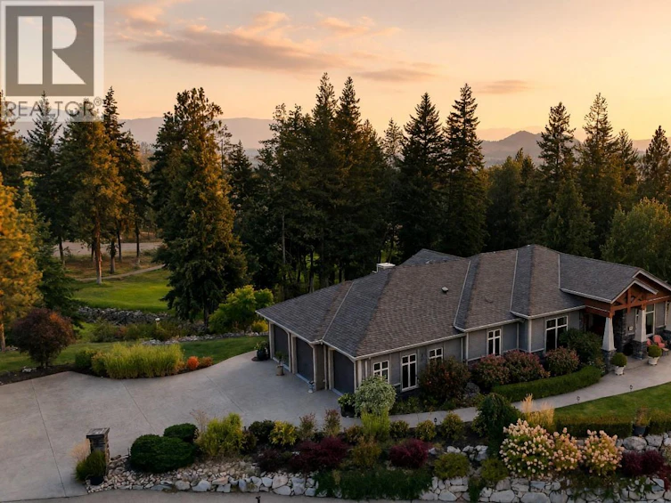 3420 Camelback Drive, Kelowna, BC, V1X 8A8 - 4