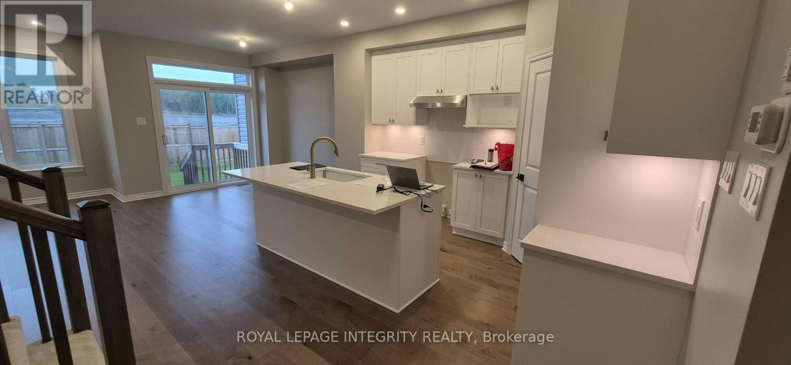 1117 Cope Drive, Ottawa, ON, K2S 3E9 - 5